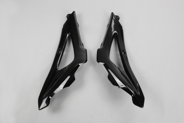 Radiator Covers black for Husqvarna CR 125 - TE 499 - TE 510 - TC 510 - TE 310 - TC 310 - TE 250 - TE 511 - TC 499 - CR 250 ... Radiator Covers black for Husqvarna CR 125 - TE 499 - TE 510 - TC 510 - TE 310 - TC 310 - TE 250 - TE 511 - TC 499 - CR 250 ...